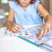 Seek & Find Sticker Pad – Around Town Q6