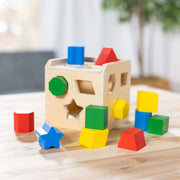 Shape-Sorting Cube D4